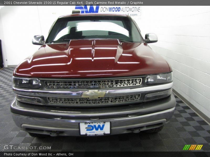 Dark Carmine Red Metallic / Graphite 2001 Chevrolet Silverado 1500 LS Regular Cab 4x4