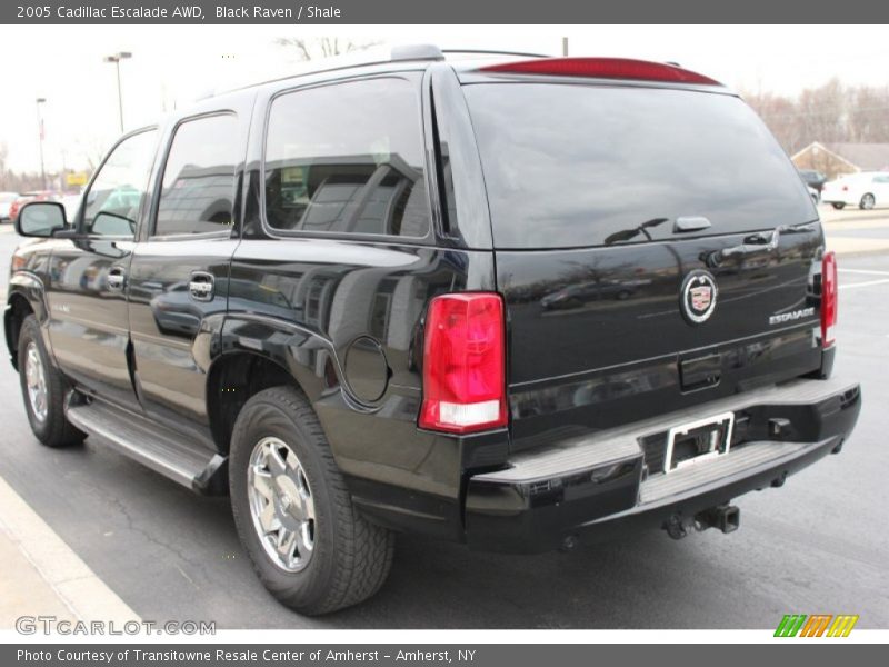 Black Raven / Shale 2005 Cadillac Escalade AWD
