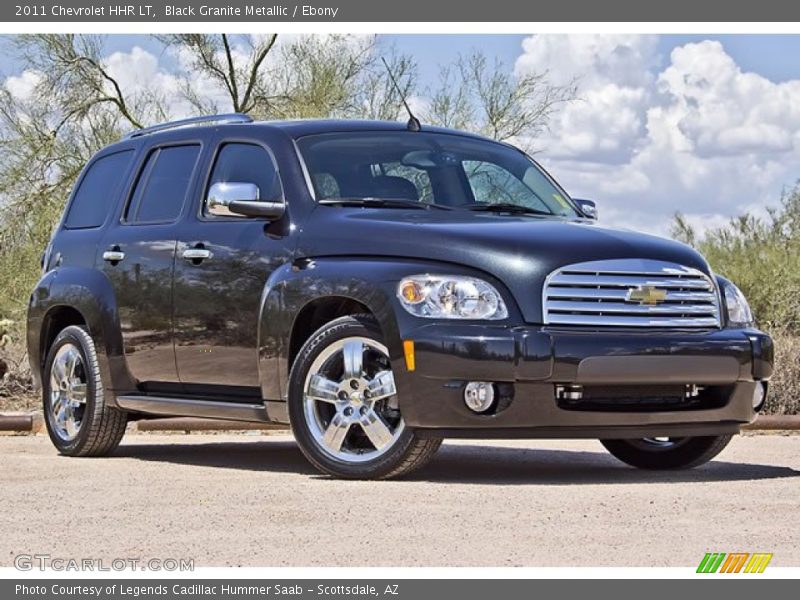 Front 3/4 View of 2011 HHR LT