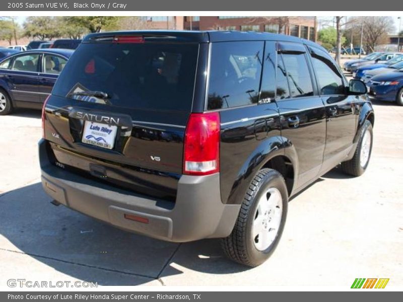 Black Onyx / Gray 2005 Saturn VUE V6