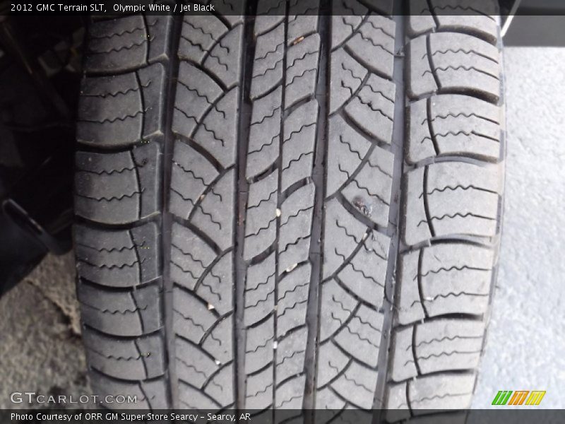 Olympic White / Jet Black 2012 GMC Terrain SLT
