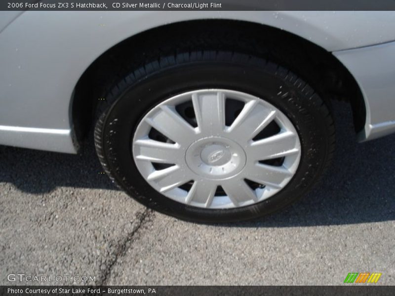 CD Silver Metallic / Charcoal/Light Flint 2006 Ford Focus ZX3 S Hatchback