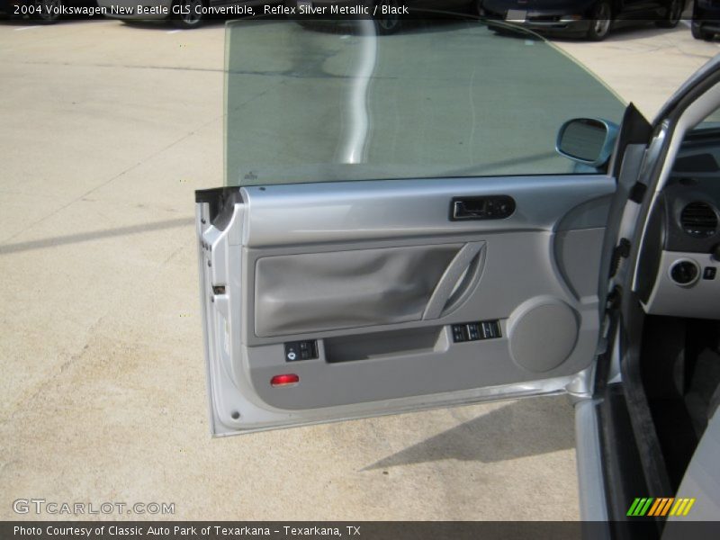 Reflex Silver Metallic / Black 2004 Volkswagen New Beetle GLS Convertible