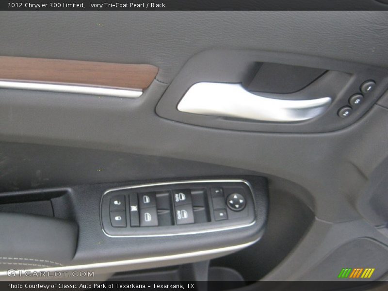 Ivory Tri-Coat Pearl / Black 2012 Chrysler 300 Limited