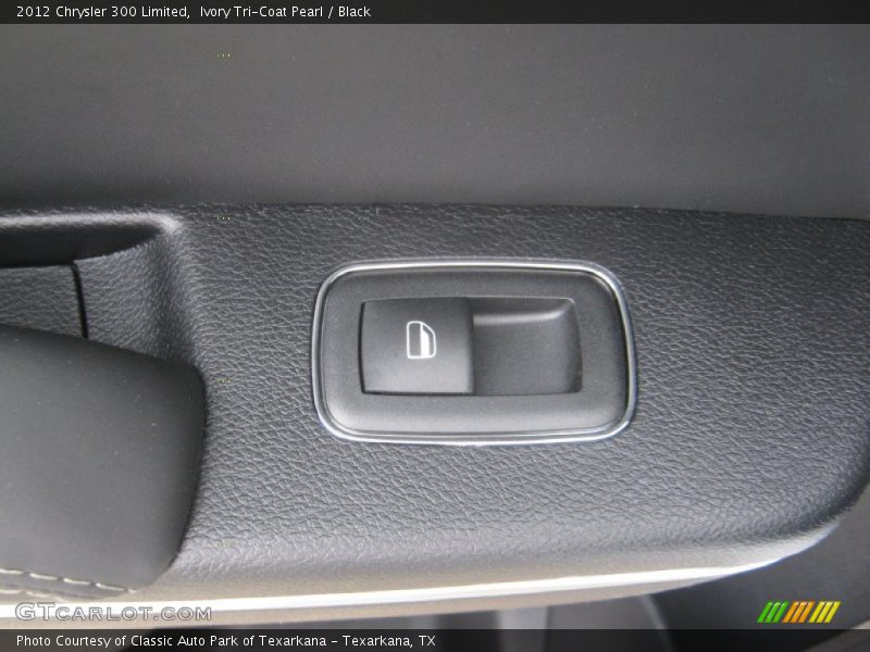 Ivory Tri-Coat Pearl / Black 2012 Chrysler 300 Limited
