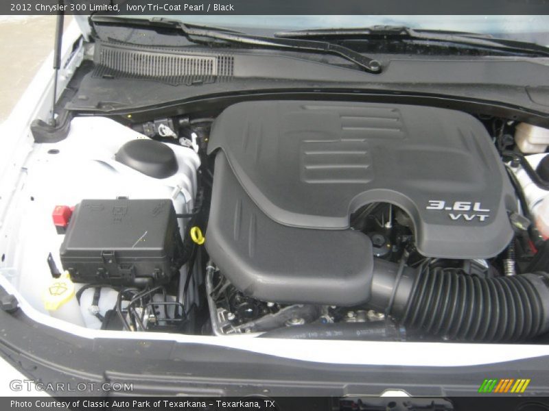 Ivory Tri-Coat Pearl / Black 2012 Chrysler 300 Limited