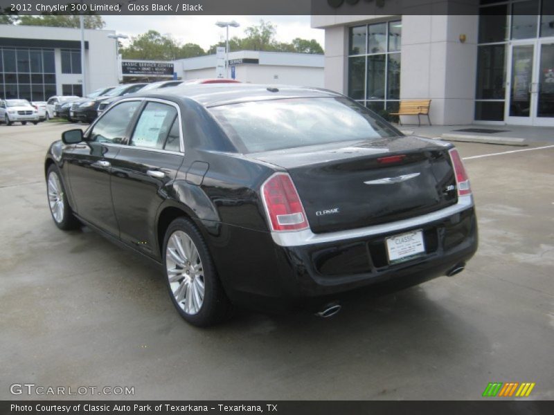 Gloss Black / Black 2012 Chrysler 300 Limited