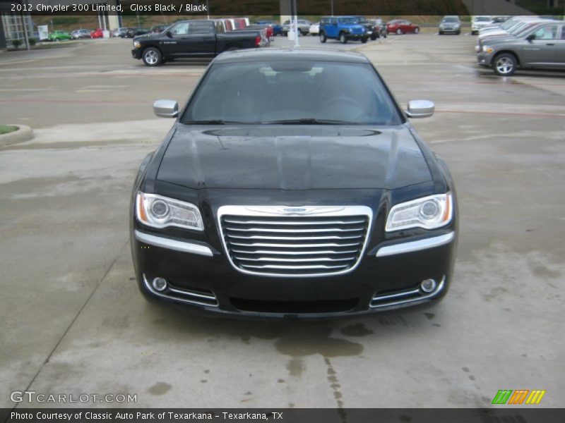 Gloss Black / Black 2012 Chrysler 300 Limited