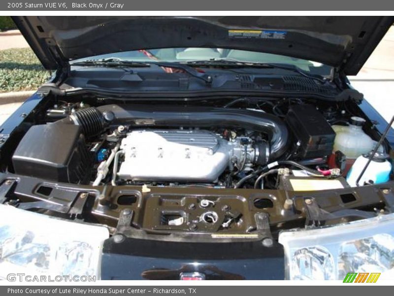 Black Onyx / Gray 2005 Saturn VUE V6