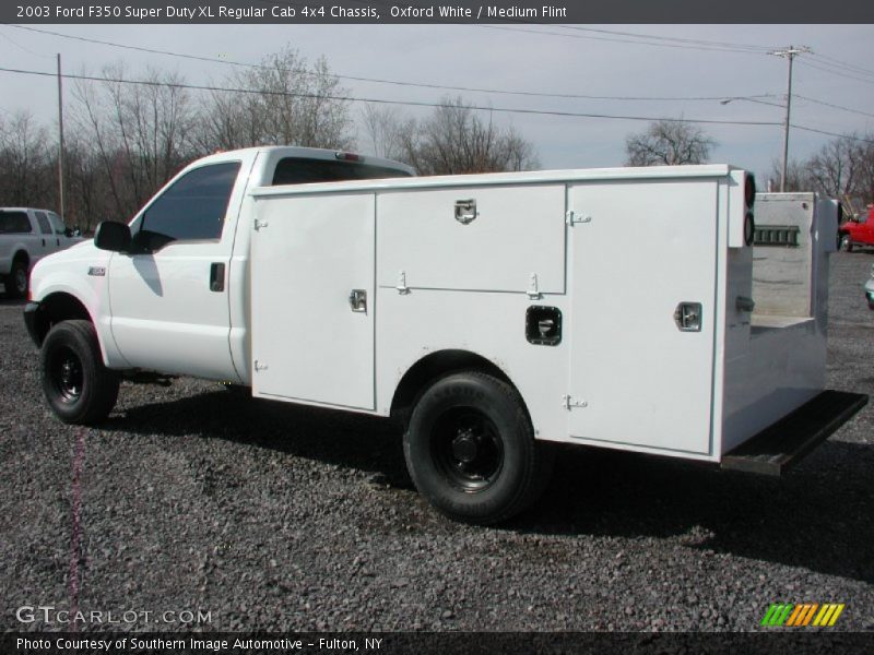 Oxford White / Medium Flint 2003 Ford F350 Super Duty XL Regular Cab 4x4 Chassis