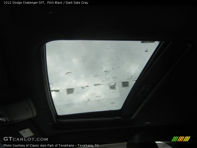 Pitch Black / Dark Slate Gray 2012 Dodge Challenger SXT
