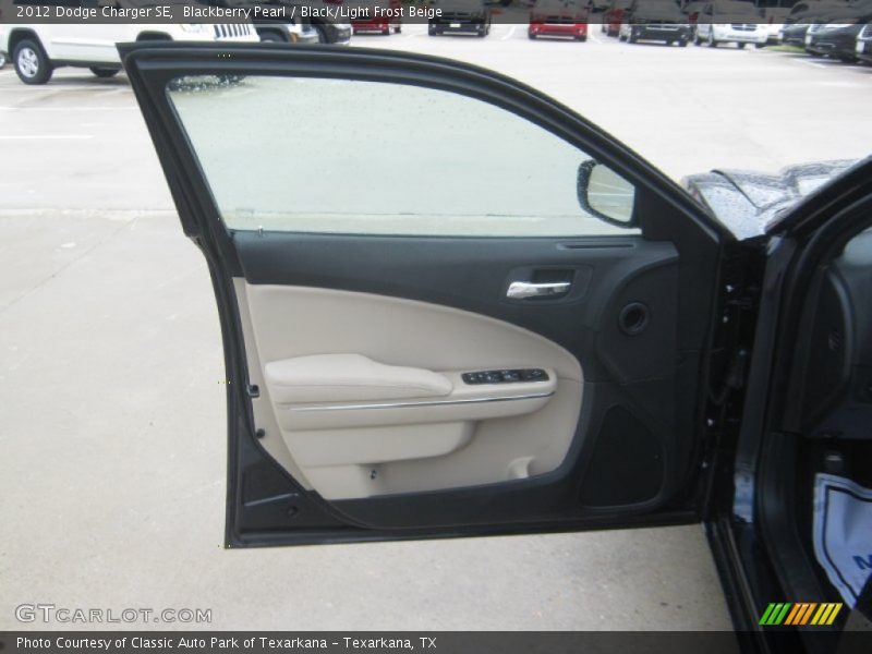 Blackberry Pearl / Black/Light Frost Beige 2012 Dodge Charger SE