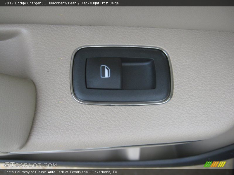 Blackberry Pearl / Black/Light Frost Beige 2012 Dodge Charger SE