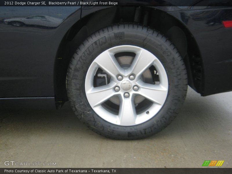 Blackberry Pearl / Black/Light Frost Beige 2012 Dodge Charger SE