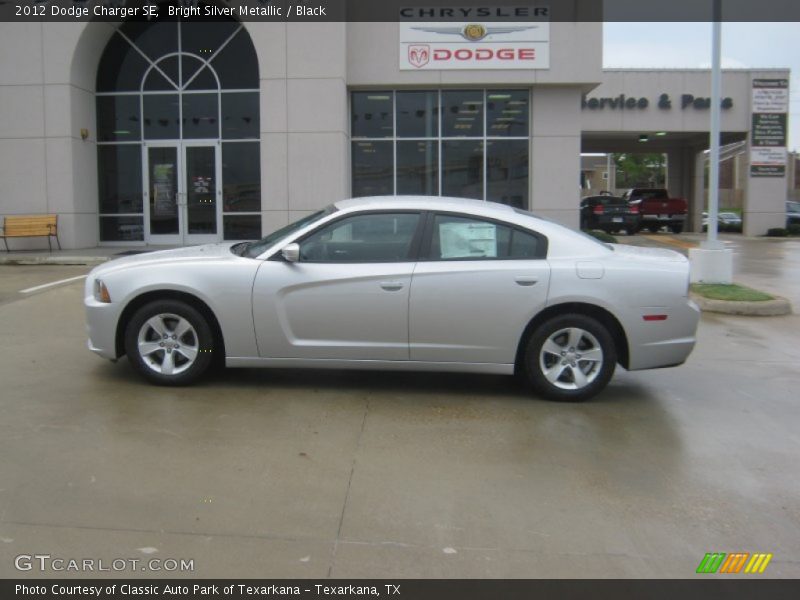 Bright Silver Metallic / Black 2012 Dodge Charger SE