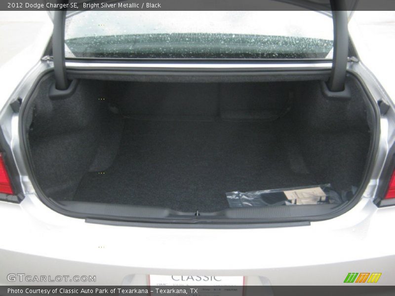 Bright Silver Metallic / Black 2012 Dodge Charger SE