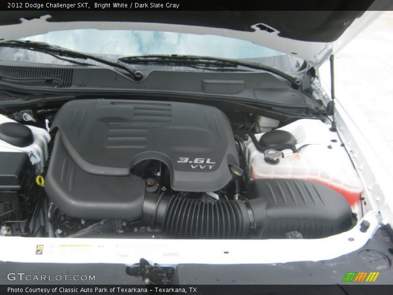 Bright White / Dark Slate Gray 2012 Dodge Challenger SXT