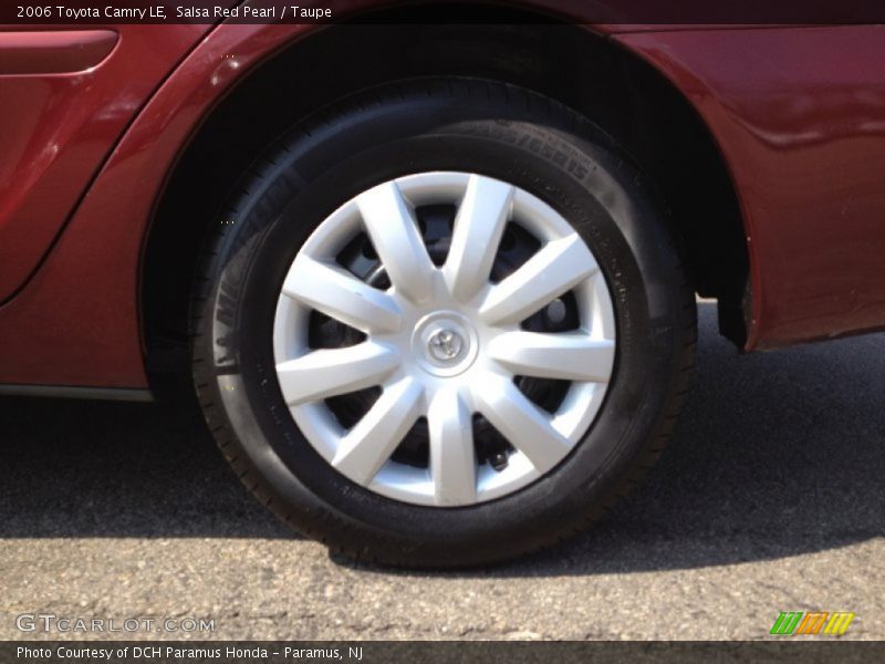 Salsa Red Pearl / Taupe 2006 Toyota Camry LE