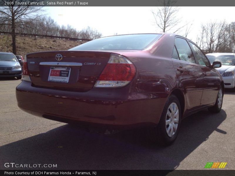 Salsa Red Pearl / Taupe 2006 Toyota Camry LE