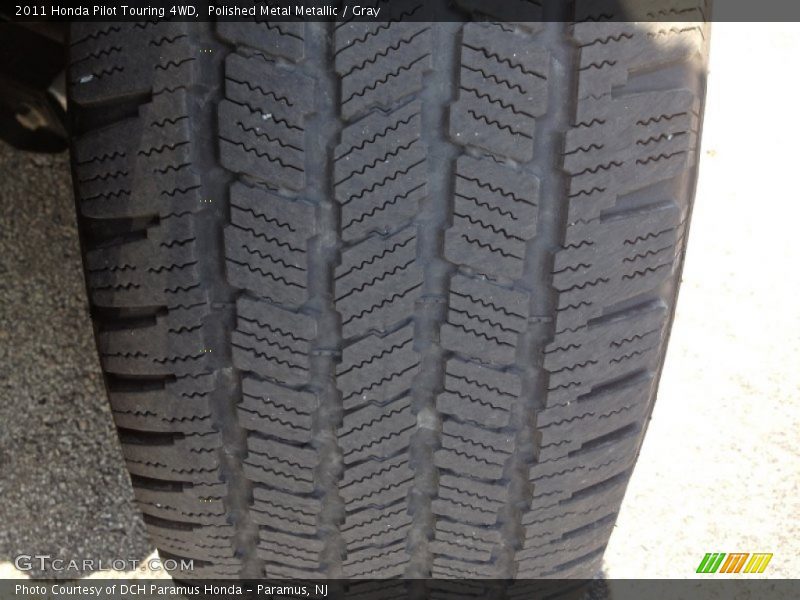 Polished Metal Metallic / Gray 2011 Honda Pilot Touring 4WD