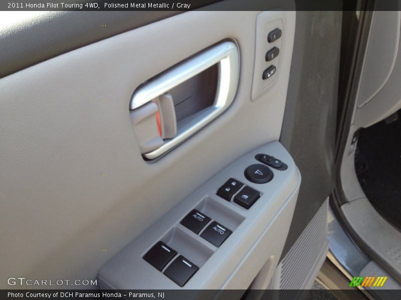 Polished Metal Metallic / Gray 2011 Honda Pilot Touring 4WD
