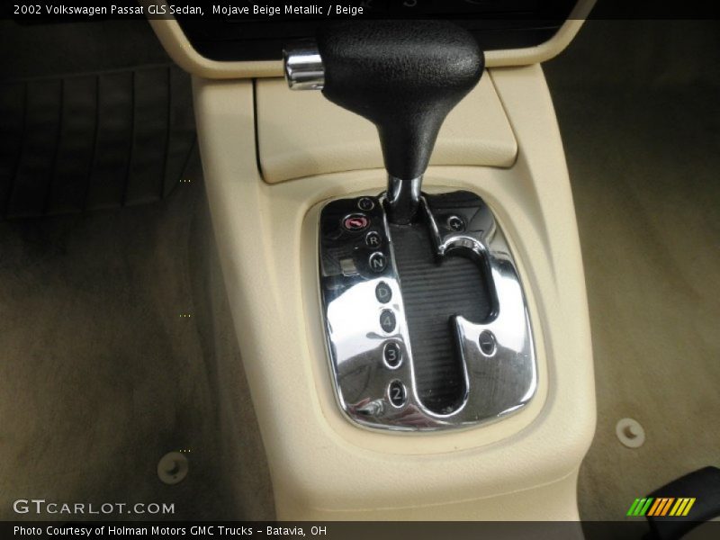 Mojave Beige Metallic / Beige 2002 Volkswagen Passat GLS Sedan