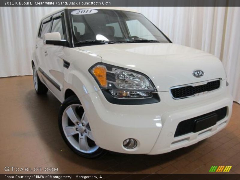 Clear White / Sand/Black Houndstooth Cloth 2011 Kia Soul !