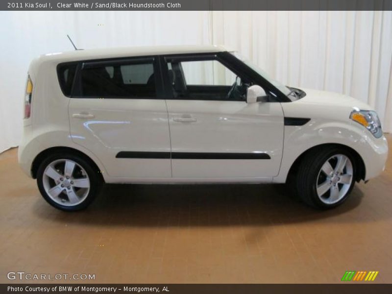 Clear White / Sand/Black Houndstooth Cloth 2011 Kia Soul !