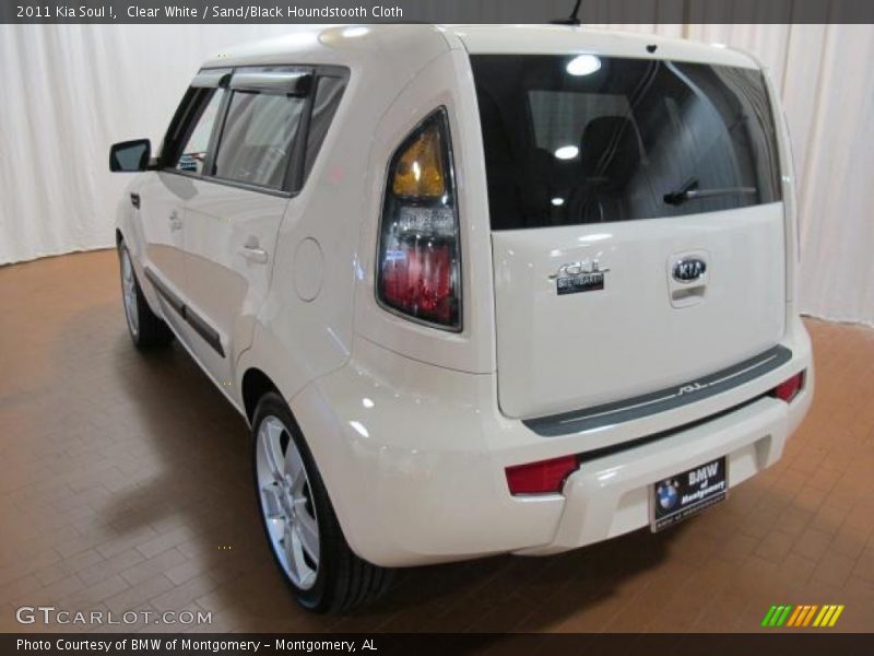 Clear White / Sand/Black Houndstooth Cloth 2011 Kia Soul !