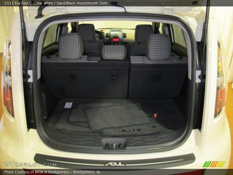 Clear White / Sand/Black Houndstooth Cloth 2011 Kia Soul !