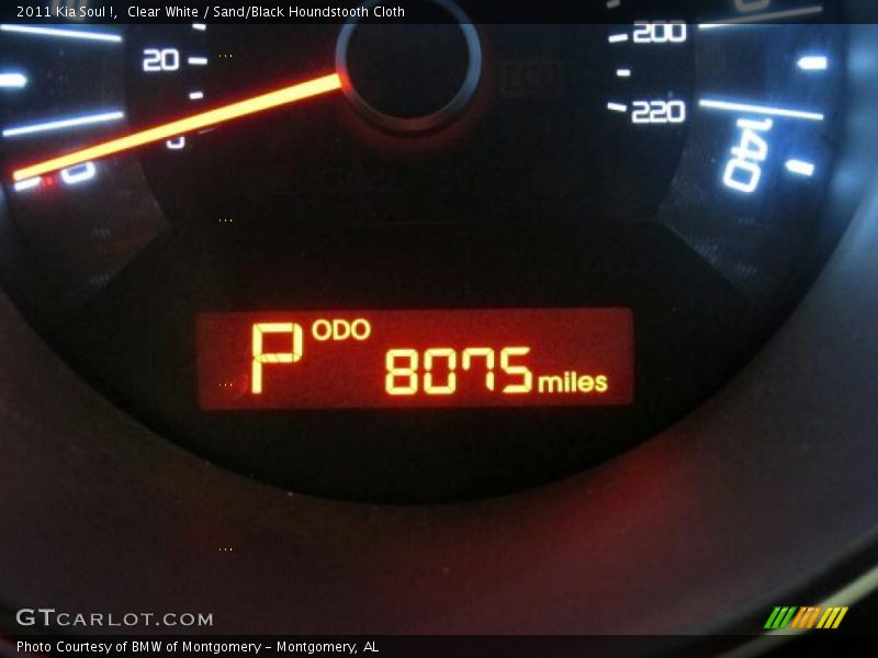 Clear White / Sand/Black Houndstooth Cloth 2011 Kia Soul !