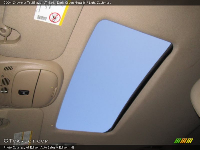 Sunroof of 2004 TrailBlazer LT 4x4