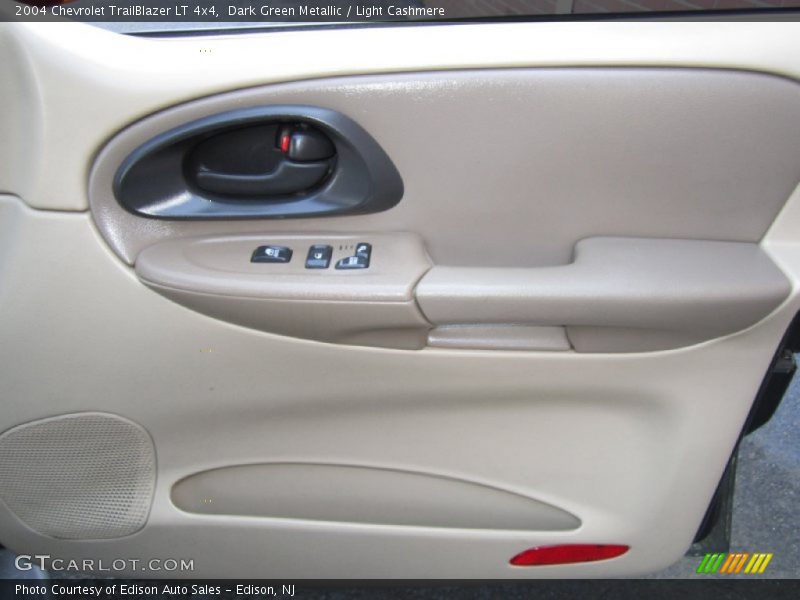 Dark Green Metallic / Light Cashmere 2004 Chevrolet TrailBlazer LT 4x4