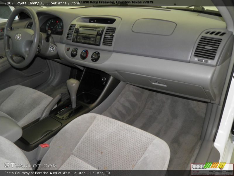 Super White / Stone 2002 Toyota Camry LE