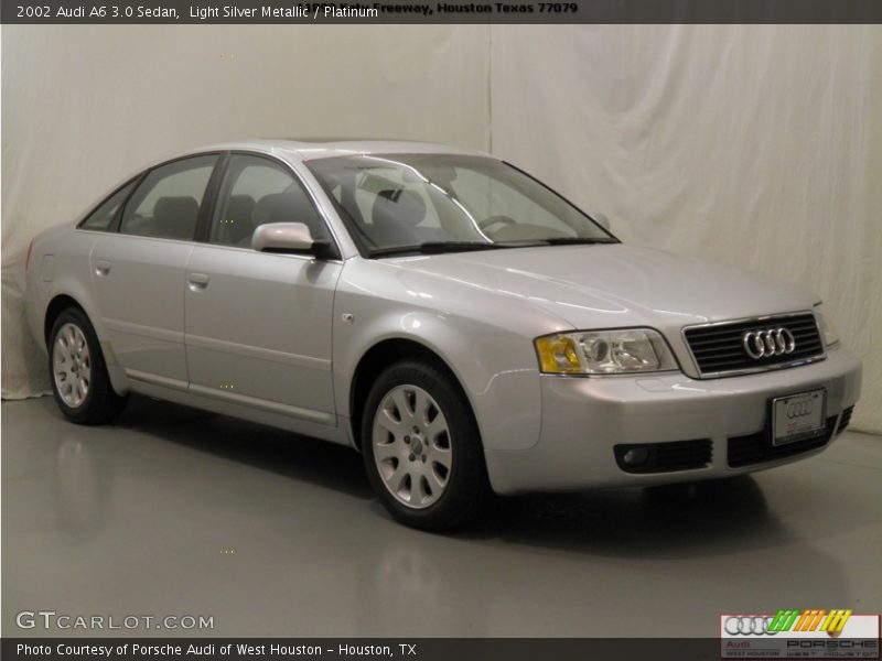 Light Silver Metallic / Platinum 2002 Audi A6 3.0 Sedan