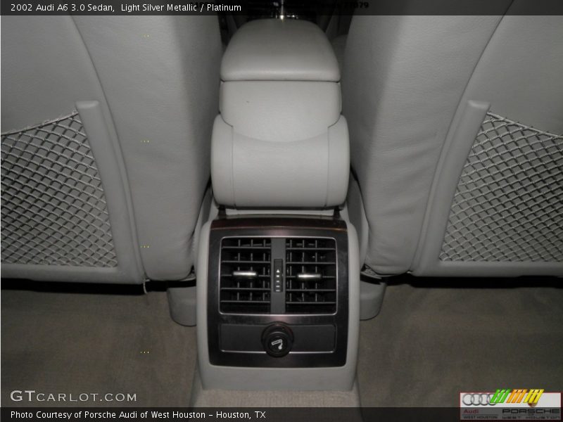 Light Silver Metallic / Platinum 2002 Audi A6 3.0 Sedan