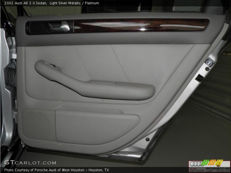 Light Silver Metallic / Platinum 2002 Audi A6 3.0 Sedan