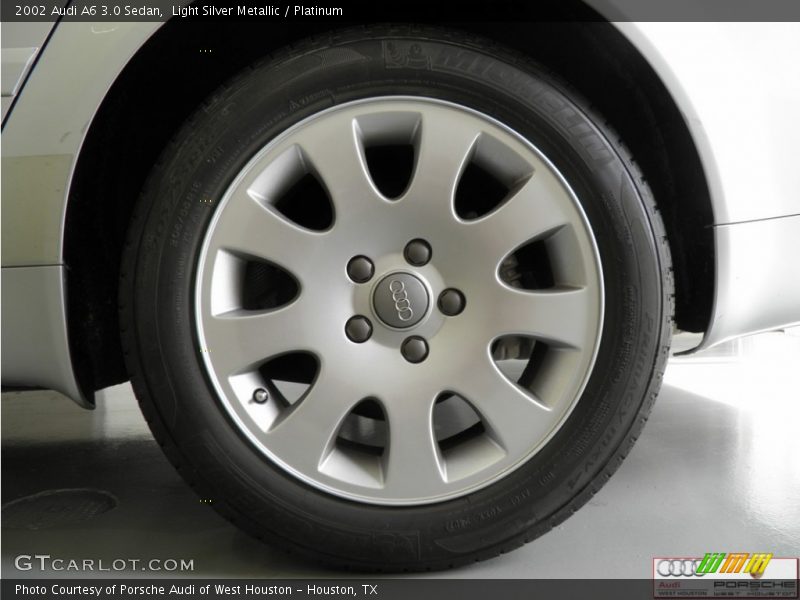 Light Silver Metallic / Platinum 2002 Audi A6 3.0 Sedan