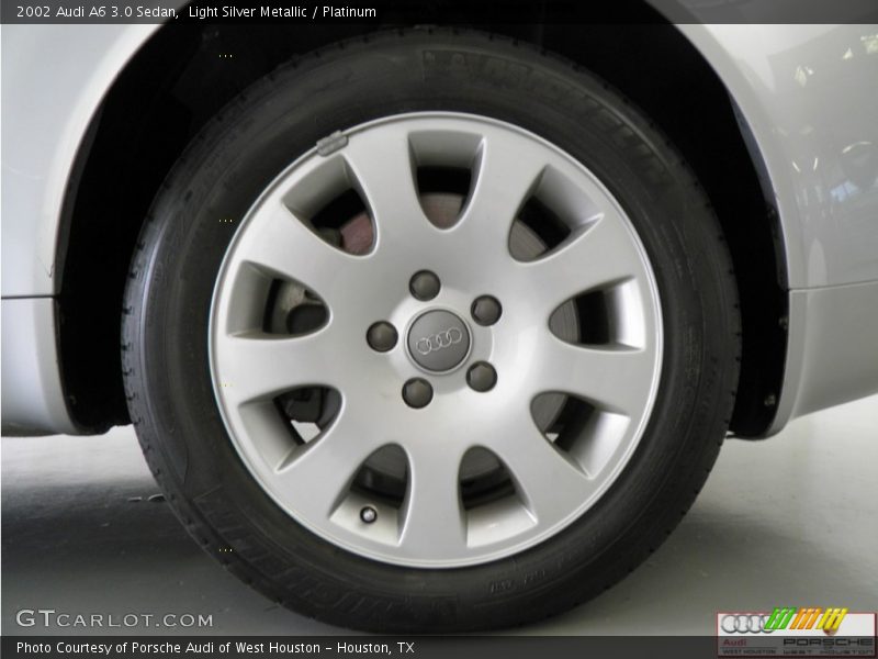 Light Silver Metallic / Platinum 2002 Audi A6 3.0 Sedan