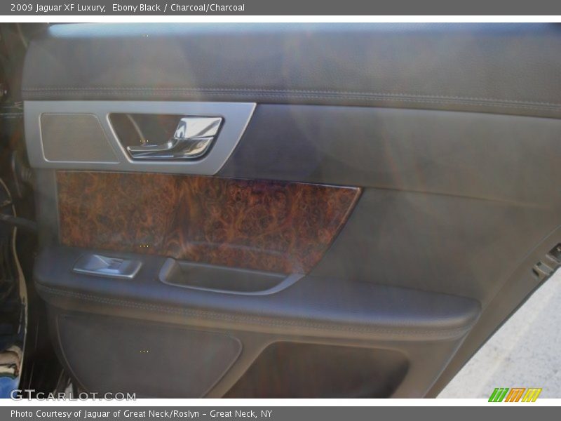Ebony Black / Charcoal/Charcoal 2009 Jaguar XF Luxury