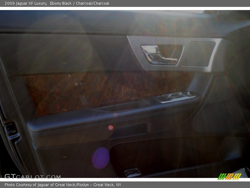 Ebony Black / Charcoal/Charcoal 2009 Jaguar XF Luxury