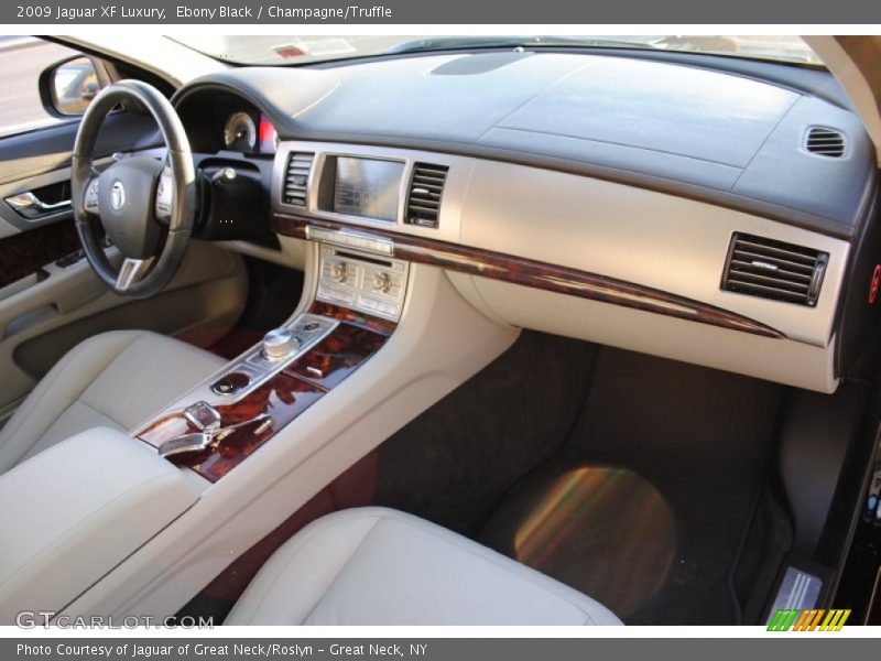 Ebony Black / Champagne/Truffle 2009 Jaguar XF Luxury