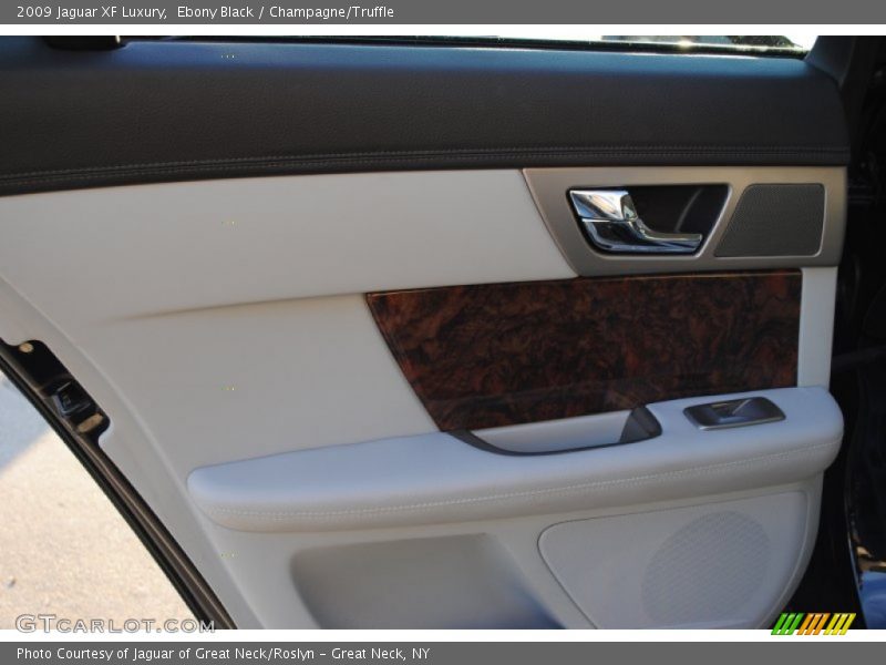 Ebony Black / Champagne/Truffle 2009 Jaguar XF Luxury