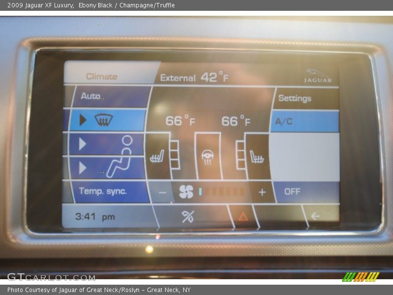 Ebony Black / Champagne/Truffle 2009 Jaguar XF Luxury