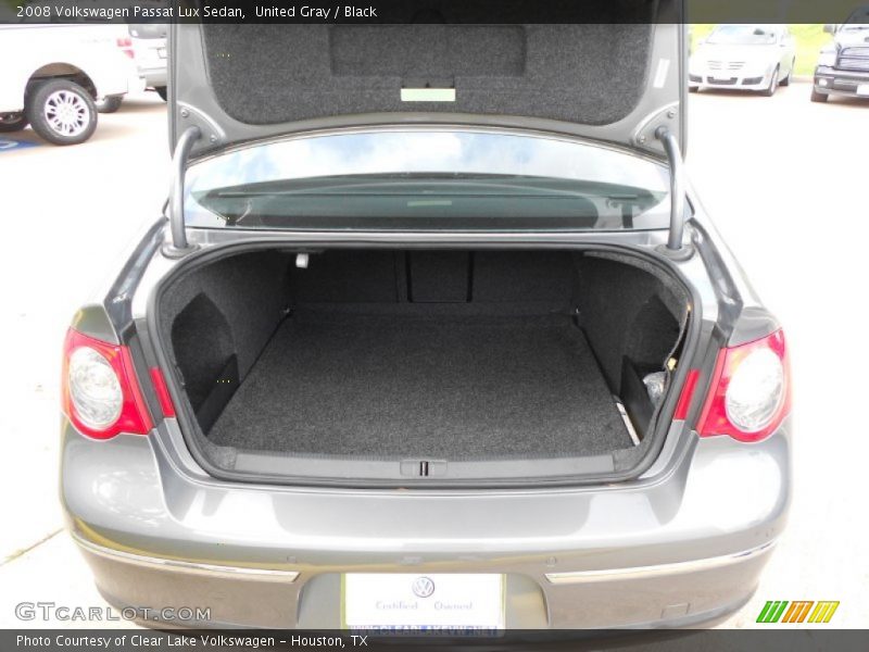 United Gray / Black 2008 Volkswagen Passat Lux Sedan