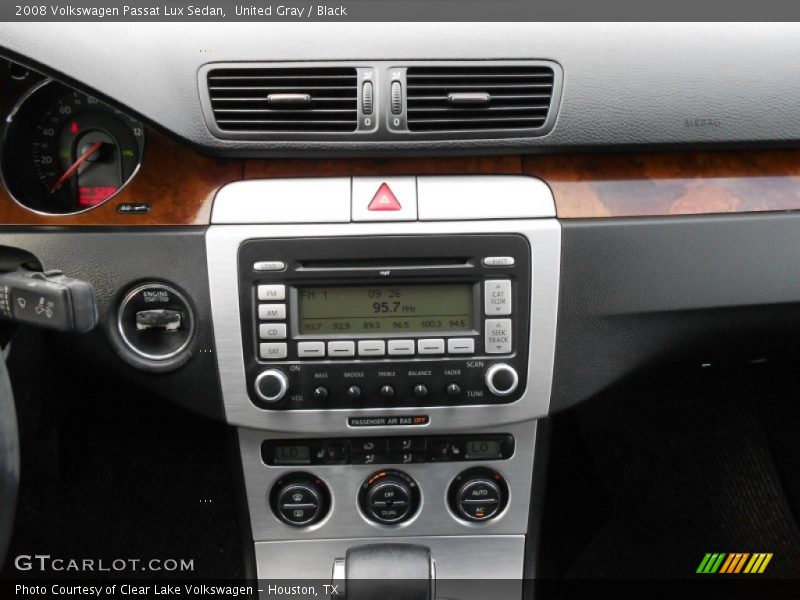 United Gray / Black 2008 Volkswagen Passat Lux Sedan