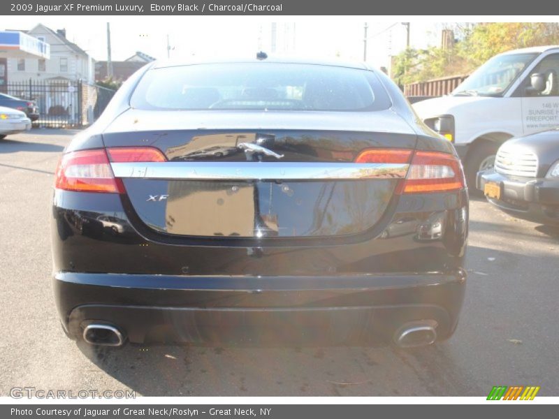 Ebony Black / Charcoal/Charcoal 2009 Jaguar XF Premium Luxury