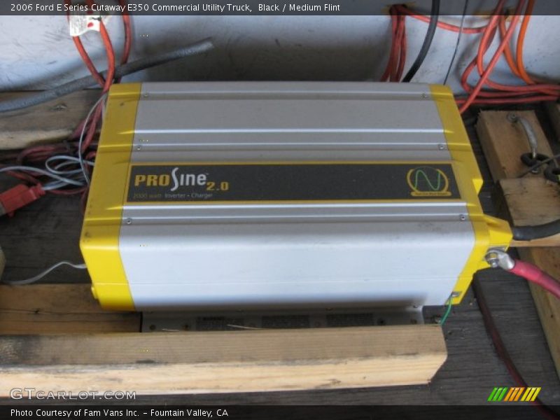 Black / Medium Flint 2006 Ford E Series Cutaway E350 Commercial Utility Truck