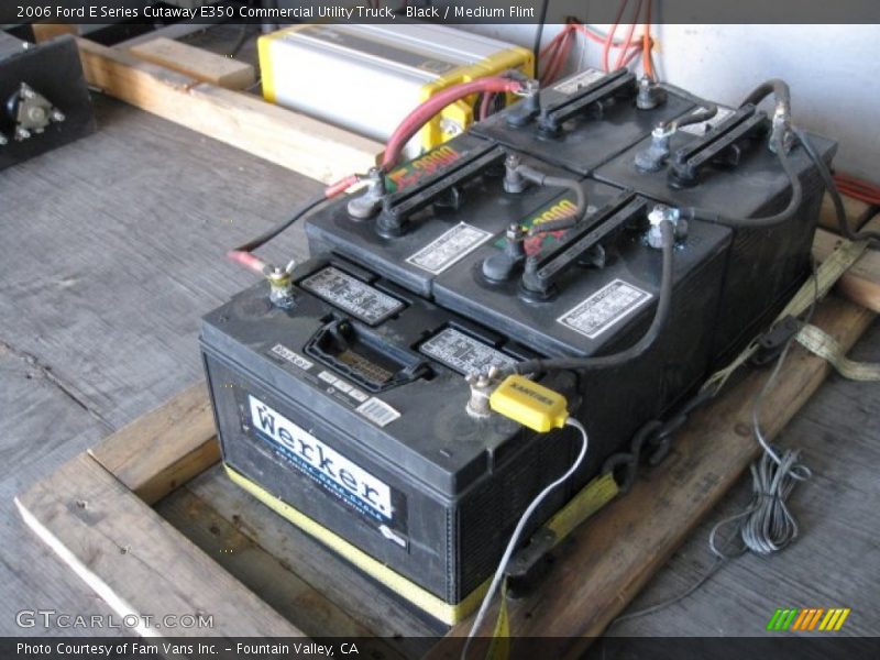 Black / Medium Flint 2006 Ford E Series Cutaway E350 Commercial Utility Truck