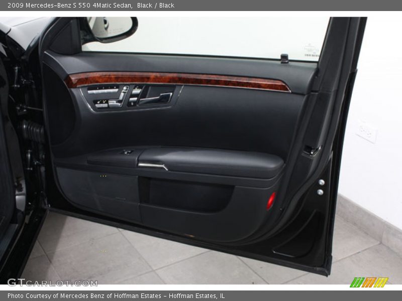 Black / Black 2009 Mercedes-Benz S 550 4Matic Sedan